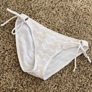 Roxy bikini bottoms🌺